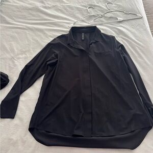 Athleta Women's Black Lightweight Shirt